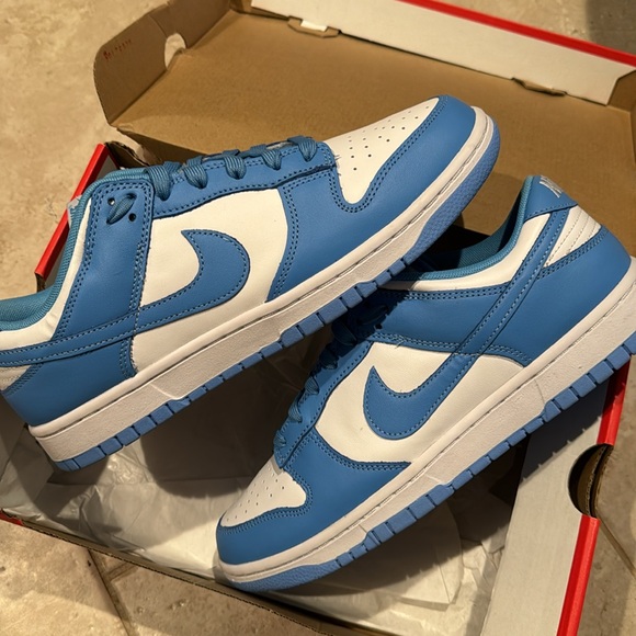 Nike Dunks - Picture 3 of 6